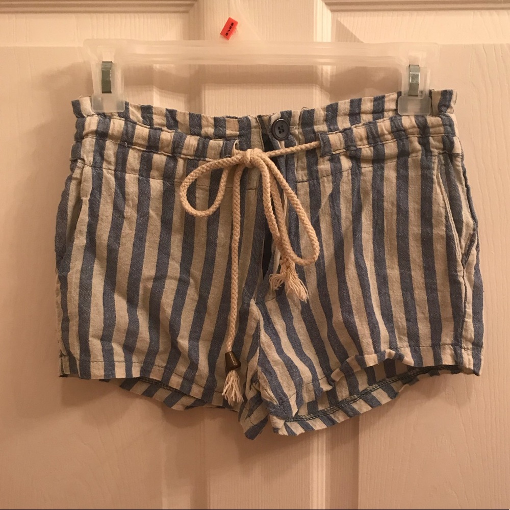 Striped linen type shorts